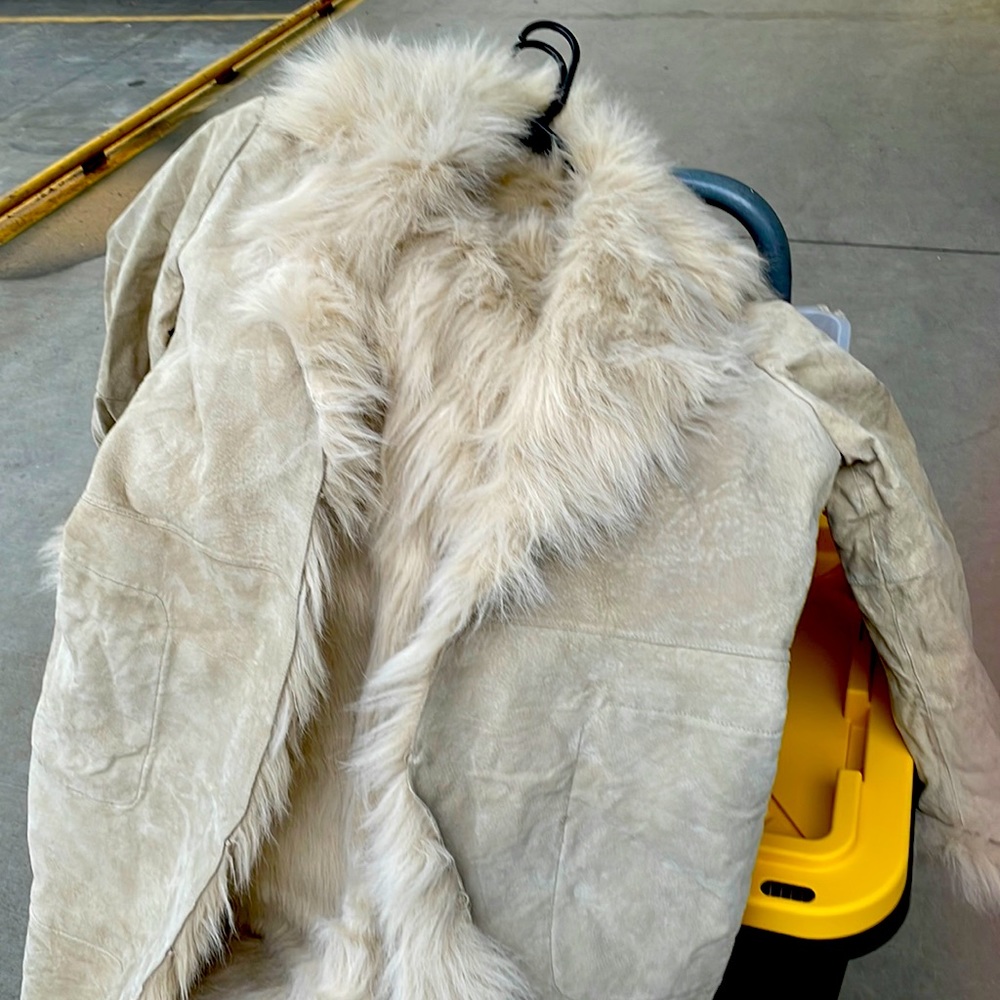 COPY - Suede and fur coat never used